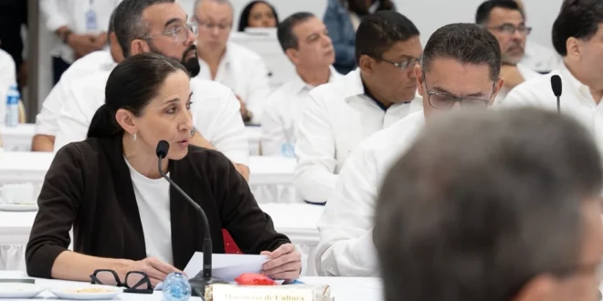 Ministra de Cultura María Eugenia Herrera durante el anuncio de proyectos en Penonomé