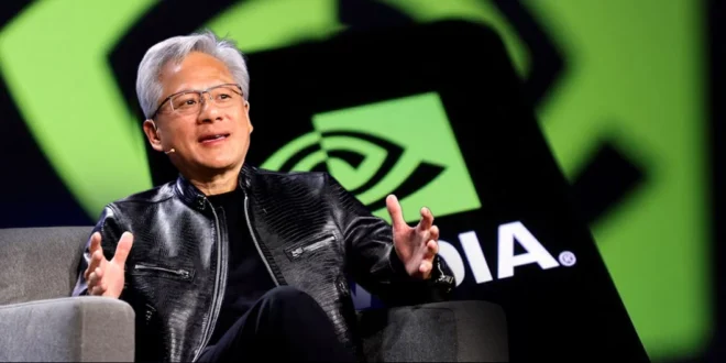 Jensen Huang de Nvidia explicando el futuro de la inteligencia artificial y el software