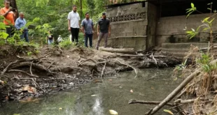 Vista de la cuenca del río Pacora evidenciando cambios en la coloración del agua por contaminación