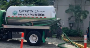 Camión de recolección de residuos de la empresa Ecoseptic