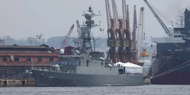 Buque de guerra iraní Iris Dena