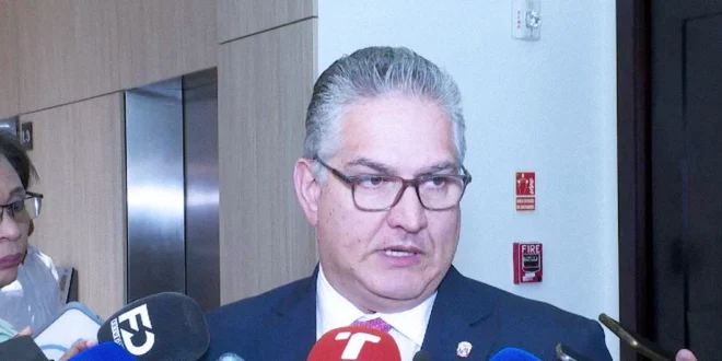 Estrategia económica y reducción del desempleo liderada por Juan Carlos Orillac