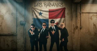 Integrantes de Los Rabanes celebrando su éxito musical