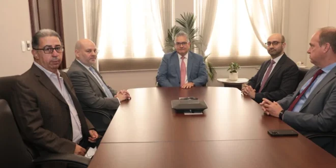 Ministro Juan Carlos Orillac en reunión con directivos del grupo de inversión global EQT en Panamá