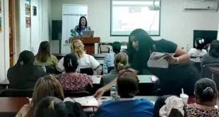 Personal del MINSA realizando labores de promoción de salud en comunidades panameñas