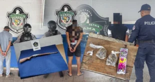 Agentes de la Policía Nacional de Panamá realizando operativos de seguridad ciudadana