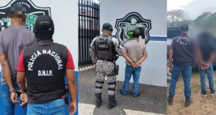 Unidades de la Policía Nacional durante operativos de seguridad ciudadana