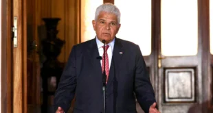 Presidente Mulino en reunión bilateral en el Palacio Cousiño de Santiago de Chile