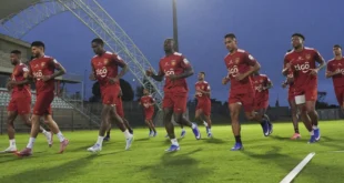 Jugadores de la Selección de Panamá entrenando en el estadio Moses Mabhida de Sudáfrica