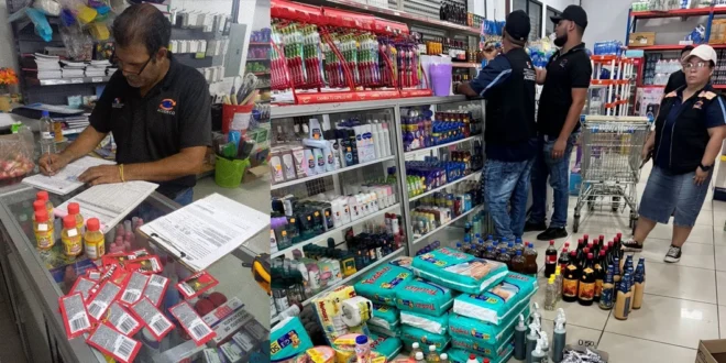 Inspectores de ACODECO verificando precios y fechas de vencimiento en un comercio local