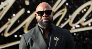 Antoine Fuqua en la presentación de la película Michael