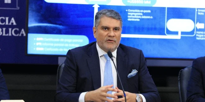 Andrés Farrugia, gerente de la Caja de Ahorros (CA)