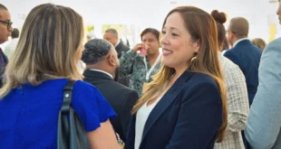 Maru Gálvez de Cobre Panamá en el foro CADE Colón 2026 discutiendo sobre desarrollo regional