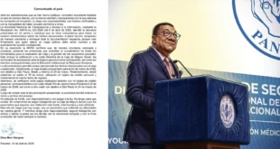 Dino Mon Vásquez, director de la Caja de Seguro Social, durante una comparecencia oficial.