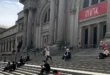 Escalinata del Museo Metropolitano de Nueva York preparada para la Met Gala