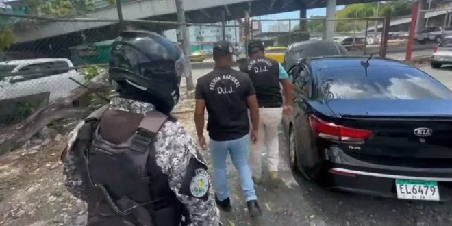 Agentes de la Policía Nacional realizando operativos de control y seguridad ciudadana