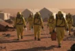 Personal sanitario con trajes de protección biológica en una zona afectada por el virus del ébola.