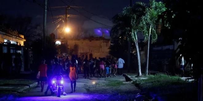 Protestas ciudadanas en La Habana por falta de electricidad y combustible.