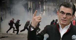 Protestas y bloqueos de carreteras en las cercanías de La Paz, Bolivia