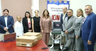 Entrega de equipo de ultrasonido portátil al personal del ION y Hospital Anita Moreno