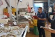 Señalización de precios en un supermercado en Panamá