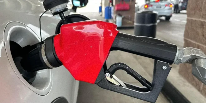 Ajuste a la baja en los precios de los combustibles en Panamá