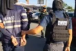 Agentes de la Policía Nacional durante operativo en terminal portuaria