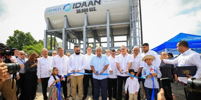 El presidente Mulino durante la entrega oficial del Anillo Hidráulico Norte