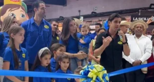 Inauguración de la sucursal 15 de Super Carnes en Plaza West Village, El Trapichito