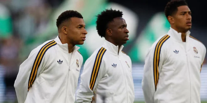 Vinícius Júnior con la camiseta del Real Madrid