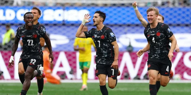 Stephen Eustaquio celebra el gol de la clasificación de Canadá frente a Sudáfrica en el Mundial 2026
