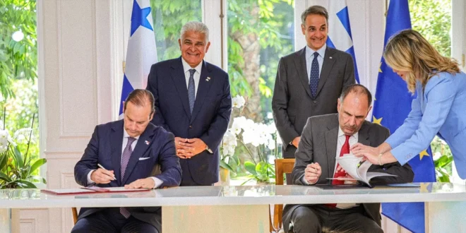 Presidente de Panamá José Raúl Mulino y el primer ministro de Grecia Kyriakos Mitsotakis en Atenas