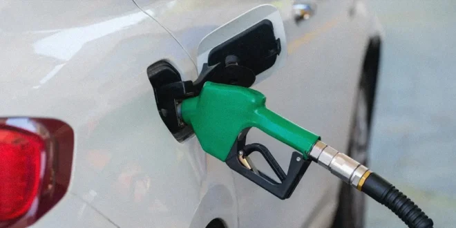 Rebaja de precios de los combustibles en Panamá