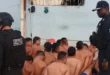 Agentes de seguridad de Panamá realizando requisas y control perimetral durante la Operación Cerrojo