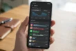 Menú de ajustes de batería en un smartphone mostrando el consumo de aplicaciones