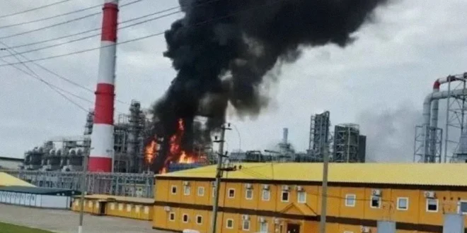 Infraestructura industrial rusa bajo ataque tras incursión de drones ucranianos