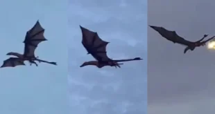 Un dragón animatrónico de House of the Dragon volando sobre el río Clyde en Glasgow