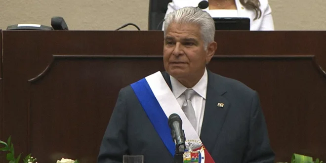 Presidente Mulino pronunciando su Informe a la Nación ante la Asamblea Nacional de Panamá