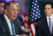 Serguei Lavrov y Marco Rubio durante la cumbre de la ASEAN en Manila