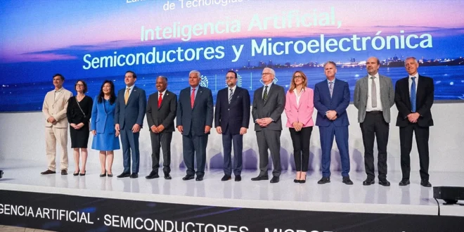 El presidente José Raúl Mulino presentando la Agenda Nacional de Tecnologías Avanzadas en Panamá