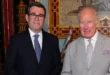 Andy Burnham y el rey Carlos III durante la transición de gobierno en el Reino Unido