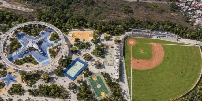 Diseño conceptual del Parque Municipal del Este en Tocumen, mostrando canchas deportivas y senderos verdes.