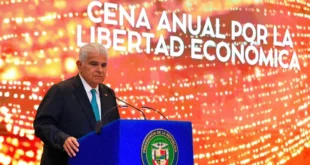 El Presidente José Raúl Mulino durante su intervención en la cena anual de APEDE.