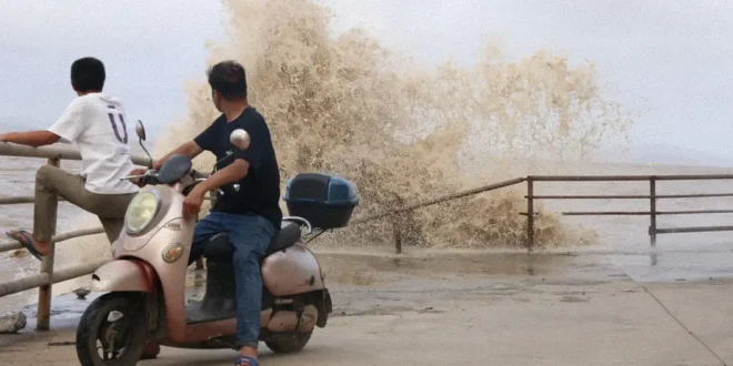 Impacto del tifón Bavi en Taiwán y medidas de emergencia extrema en China