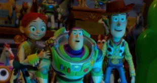 Escena de Woody, Buzz Lightyear y Jessie promocionando Toy Story 5