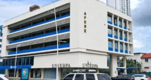 La paradoja del crédito y la liquidez bancaria en Panamá según APEDE