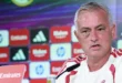 Jose Mourinho serio durante su primera rueda de prensa oficial en la ciudad deportiva de Valdebebas.