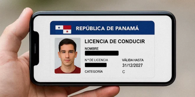 Smartphone mostrando una licencia de conducir digital en Panamá