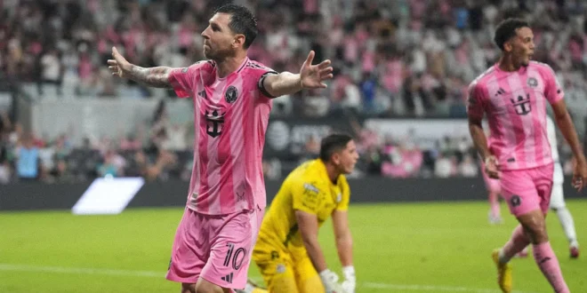 Lionel Messi celebrando un gol con la camiseta del Inter Miami en la Leagues Cup