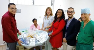La Primera Dama junto a autoridades durante la inauguración de la sala de lactancia en el Hospital de Chepo